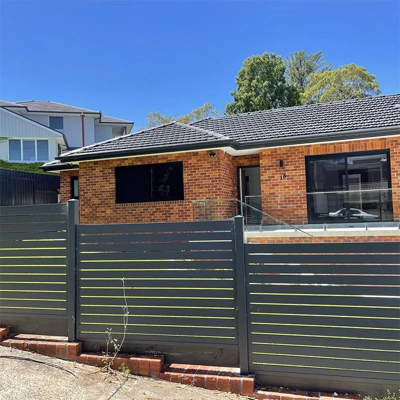 Customized Residential Black Garden Aluminum Slat Fence - HIHAUS